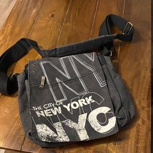 Robin Ruth Black and White NYC Messenger Bag